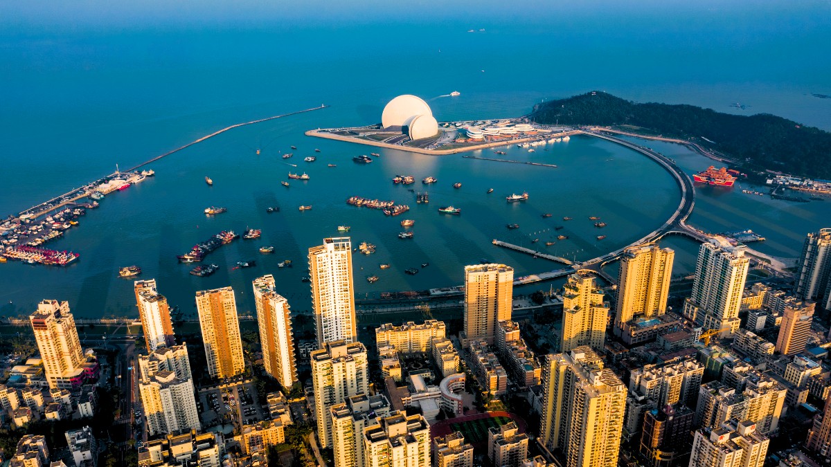 Greater Bay Area Connectivity: Explore Beyond Zhuhai – Your Ultimate Multi-City Travel Guide from Orange Hotel Zhuhai Gongbei